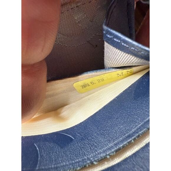 Chanel NAVY Cambon Line Round Long Zip Around Organizer Wallet*Great Condition - Picture 12 of 12